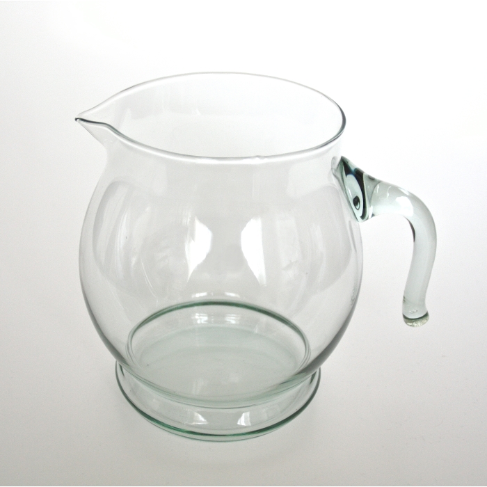 TEMPO Glaskrug mit Henkel, 1,5 Liter, Recyclingglas, hergestellt in Europa, recyceltes Glas